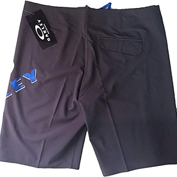 NWT! Oakley Men's Lock-Up Logo 22 Inch Boardshorts Size-40 - Picture 2 of 7